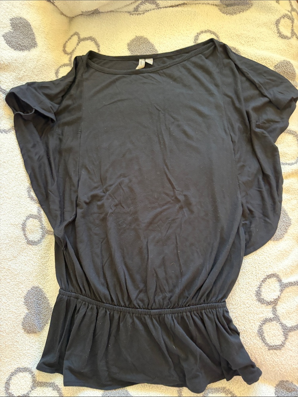 Old Navy Black Scoop Neck Top ruffle sides
